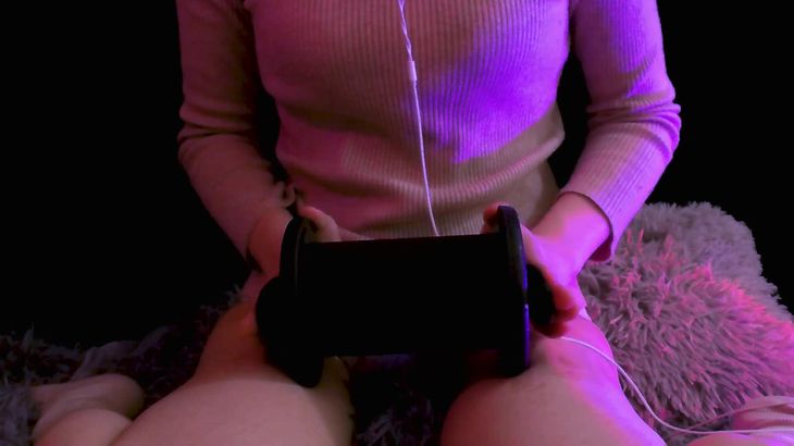 蛇蛇snaky ASMR助眠视频在线播放：白丝修女剧情与舔耳声控放松