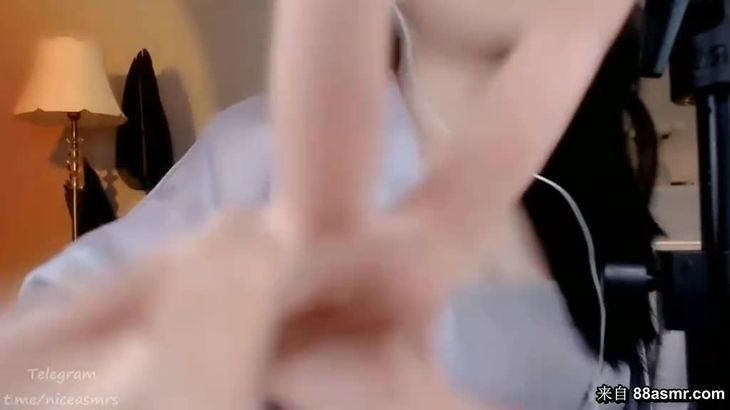 大伊伊ASMR声控助眠视频在线播放 | 虎牙主播沉浸式口腔音、耳语放松体验