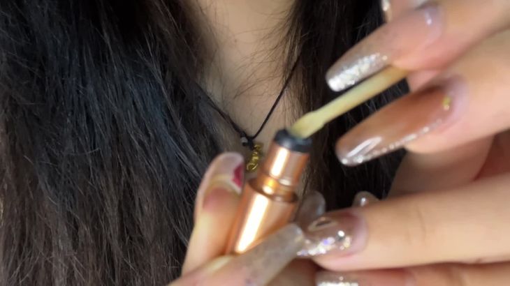 六六ASMR在线播放：声控哄睡与指甲敲击触发音助眠视频