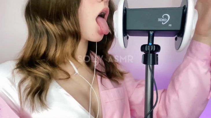 安娜ASMR视频在线观看：俄罗斯美女主播舔耳助眠超清体验