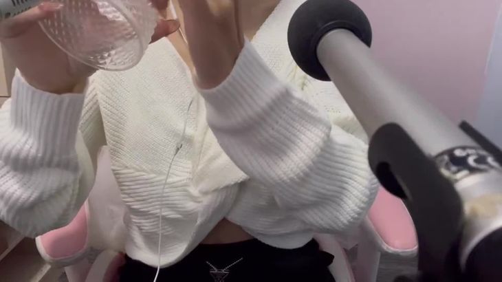 抖音六六ASMR助眠视频在线播放：沉浸式哄睡触发音疗愈体验