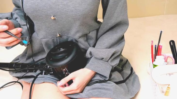 ASMR利香在线播放：3Dio沉浸式耳语助眠视频，体验颅内酥麻的治愈之旅