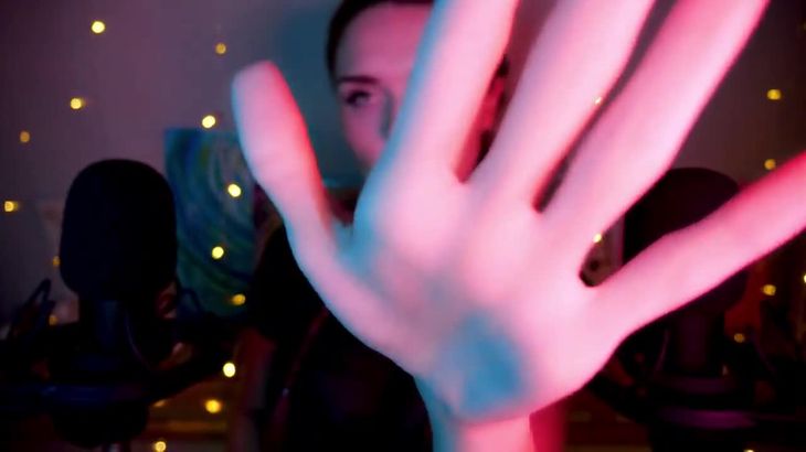 Gracie K ASMR在线视频：面部触觉耳语放松助眠 | 高清观看