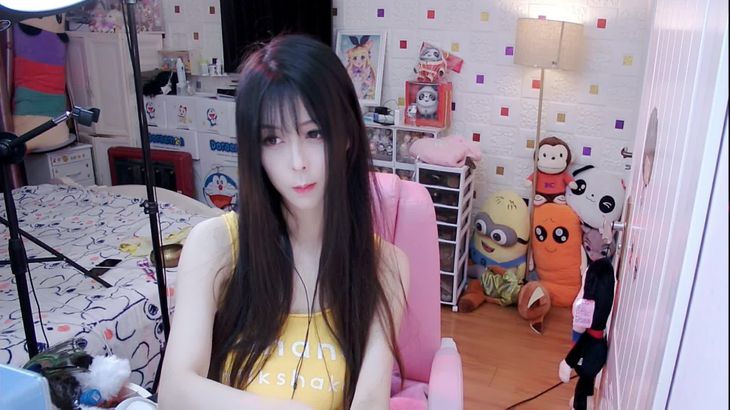 娜娜Sweet ASMR在线视频：耳部按摩助眠哄睡与角色扮演沉浸体验