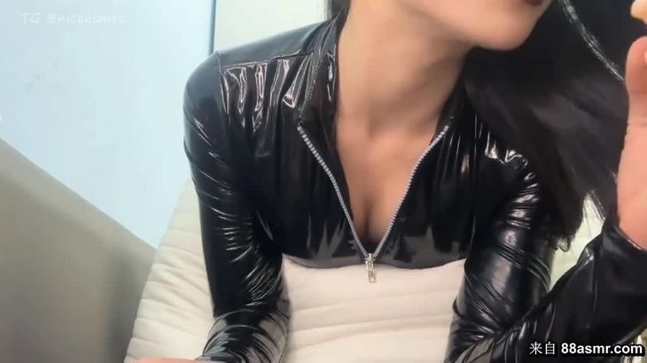 娜美ASMR皮大衣视频在线播放：沉浸式感官体验