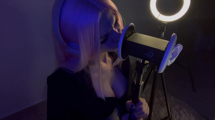 俄罗斯ASMR主播莉莎舔耳助眠视频在线播放：高颜值毛妹耳音沉浸体验