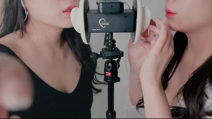 ASMR Twin超近耳语视频在线播放 - 沉浸式口音触发，助眠放松首选