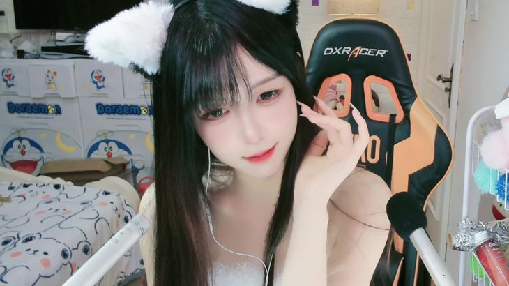 娜娜Sweet ASMR在线播放：沉浸式耳语按摩与助眠水声视频