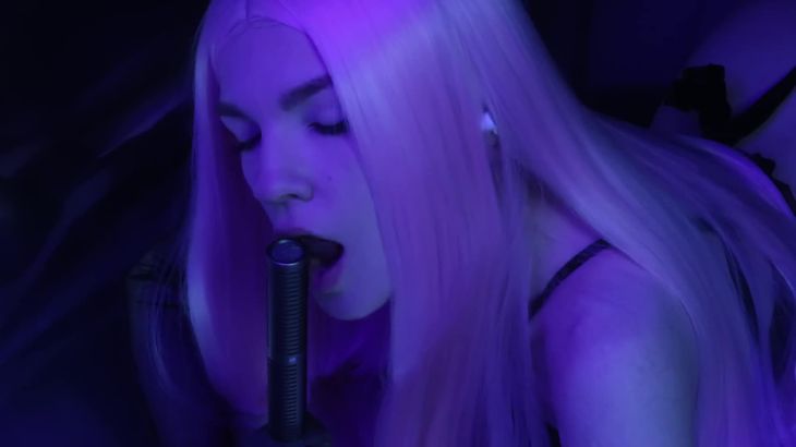 MOOD ASMR助眠视频在线观看：俄罗斯主播独特舔耳触发音与沉浸式体验