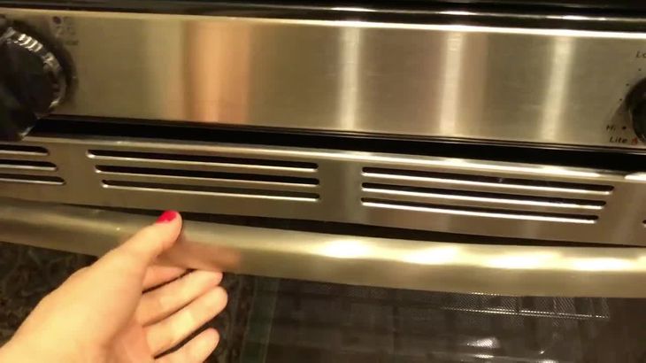 红唇阿姨ASMR在线播放：烘焙Godiva饼干专属耳语视频，放松助眠首选