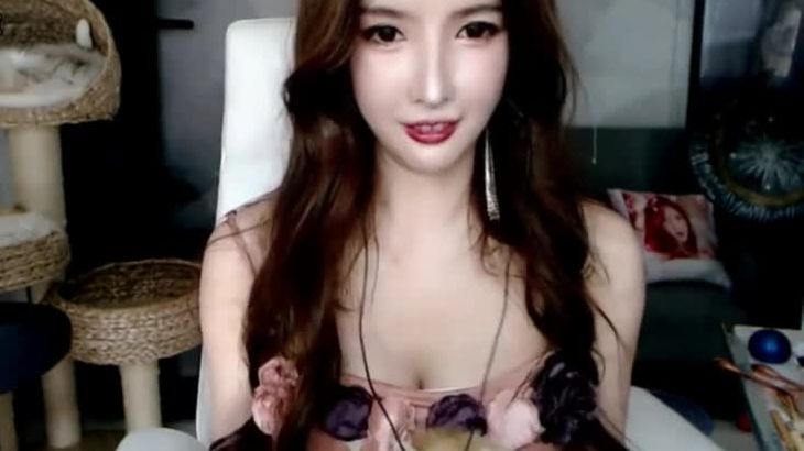 大艺术嘉ASMR助眠视频在线播放-沉浸式口腔音与硬睡模式超解压体验