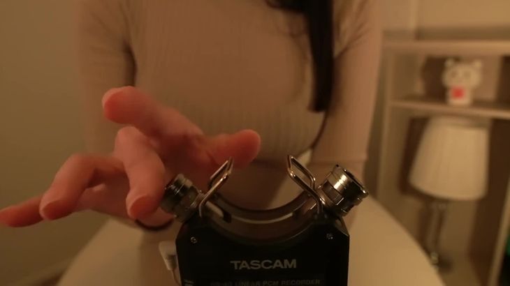 指压ASMR主播视频在线播放：房间改造助眠体验，刮擦耳语沉浸放松