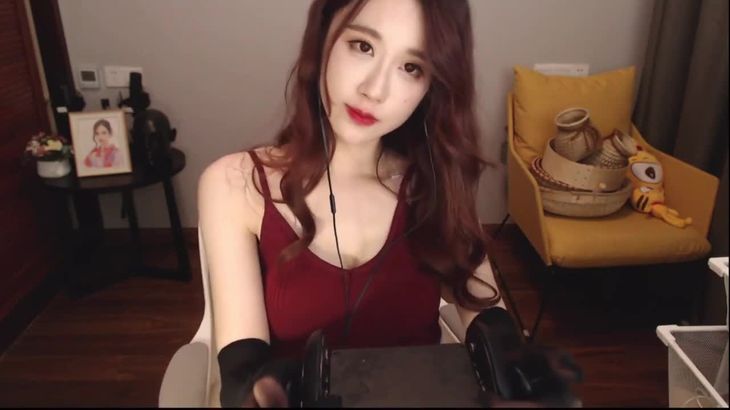 轩子巨2兔ASMR在线播放：沉浸式助眠视频，享受极致声音疗愈体验