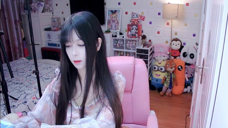 娜娜Sweet ASMR在线播放：沉浸式助眠按摩与耳语哄睡视频合集