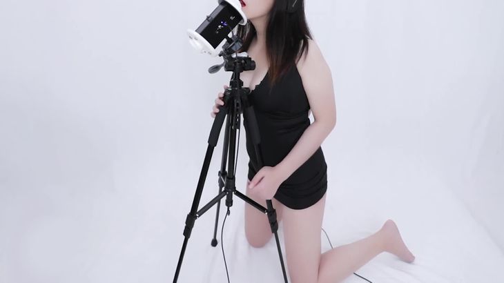 mimi ASMR在线视频：沉浸式颅内按摩与助眠触发音疗愈体验